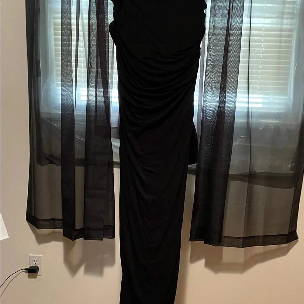 Naked Wardrobe Elegant Black Strapless Dress